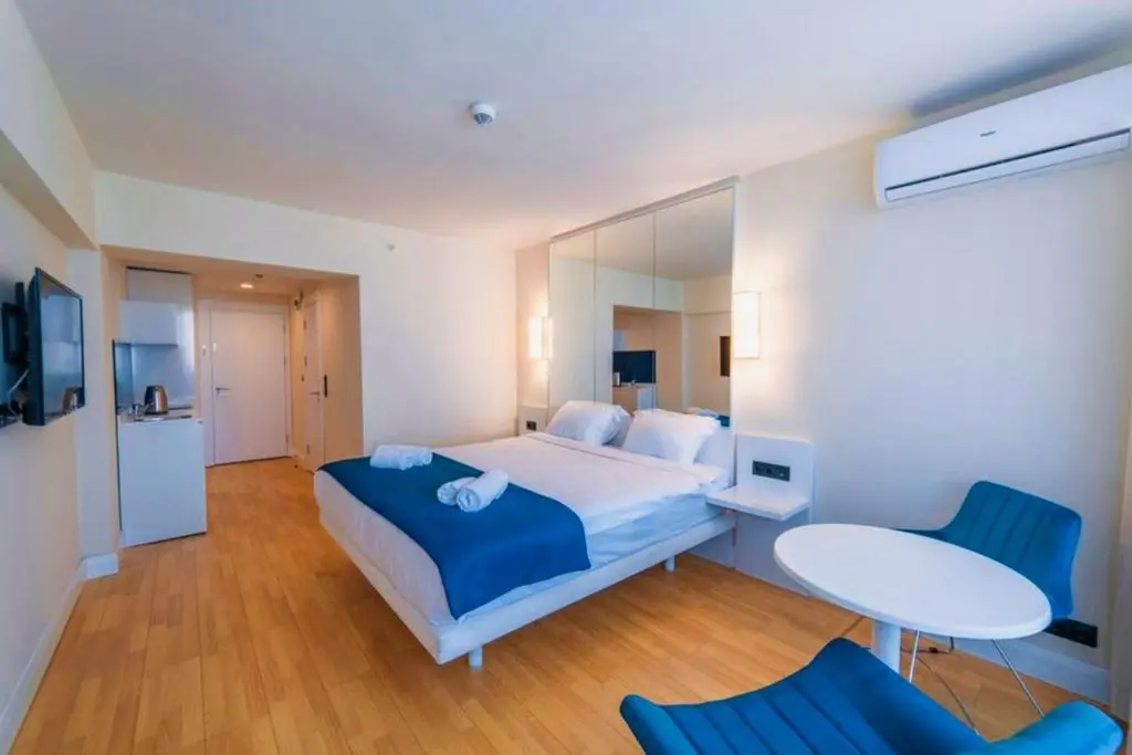 Image of View & More Aparthotel in Batumi