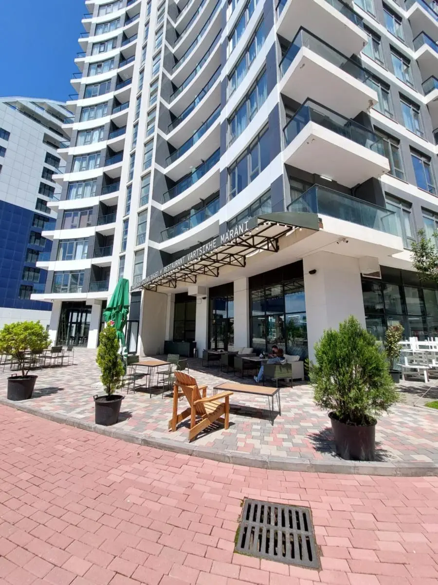 Image 6 of White Sails apartments overlooking the sea, city and park