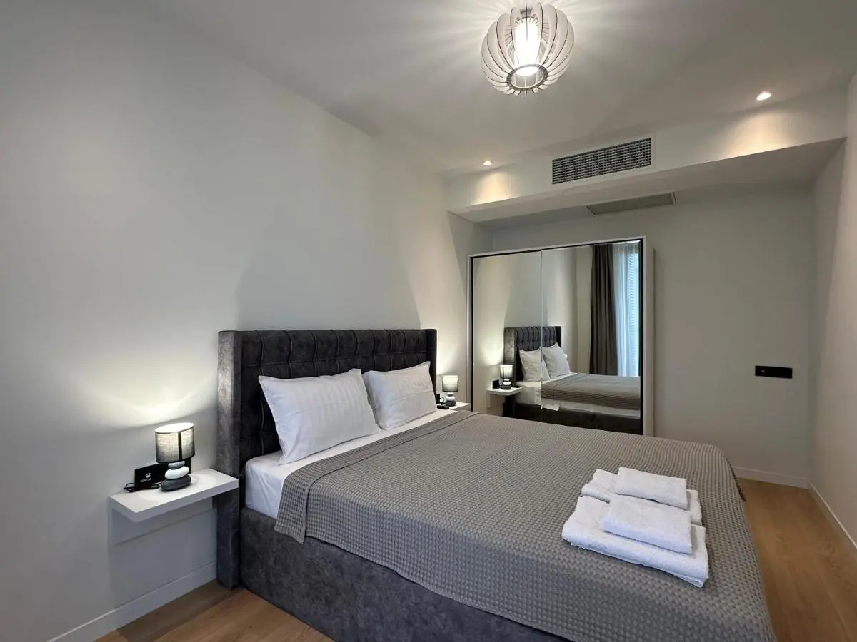 Image 1 of White Sails apartments overlooking the sea, city and park