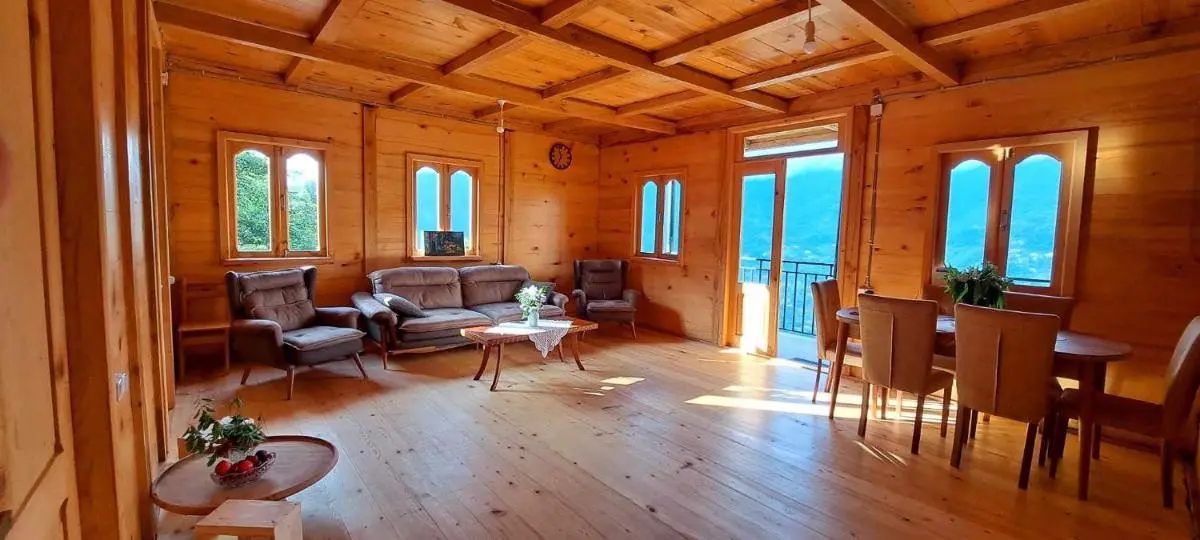 Image 2 of Wooden House Garetke