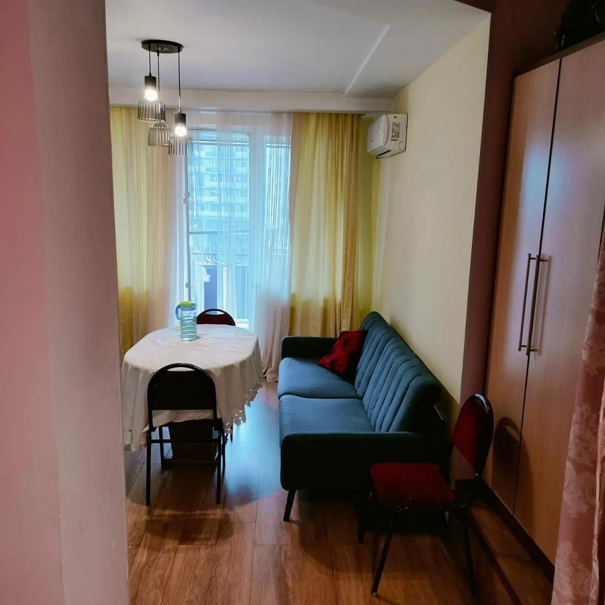 Image 5 of Zhome