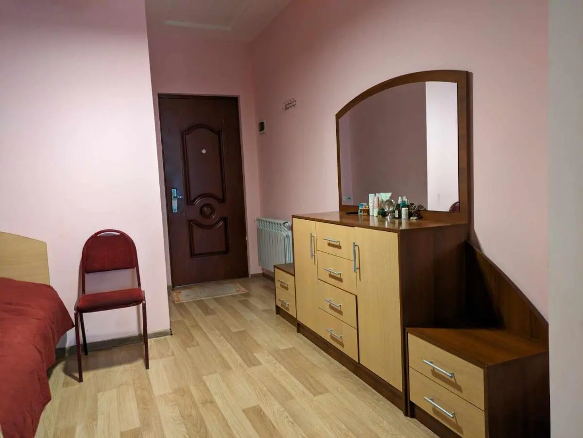 Image 2 of Zhome
