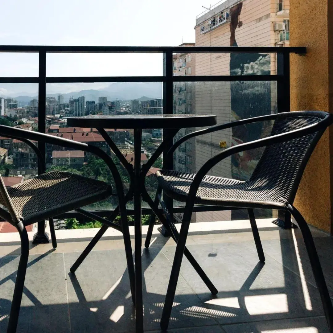 Image 3 of apartment 46 m 3 sleeping spots in the center of Batumi