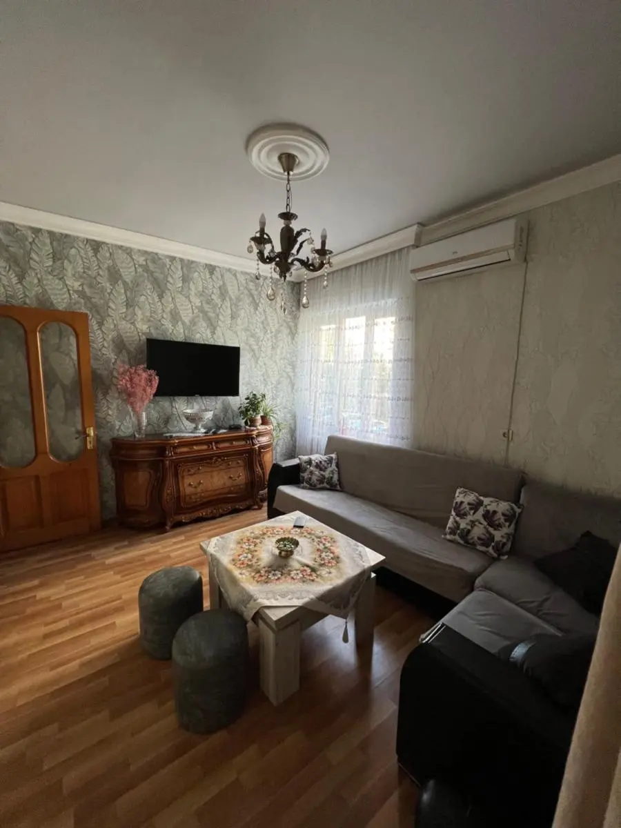 Image 4 of apartment with sea view