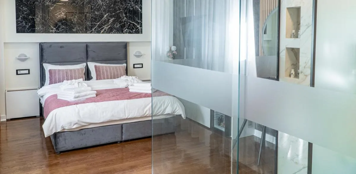 9 Nine – Luxury Apartments & Suites — 4