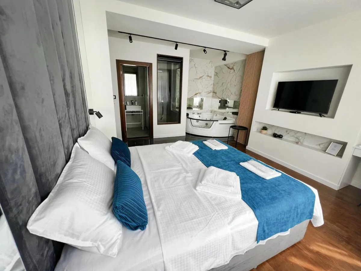 9 Nine – Luxury Apartments & Suites — 3