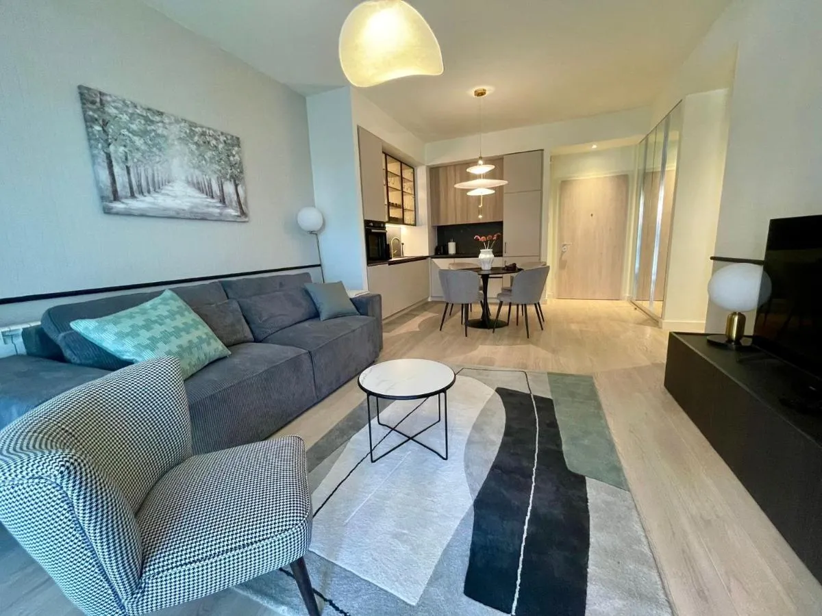 Aglaya 3 – Luxury 2BR Apartment — 5