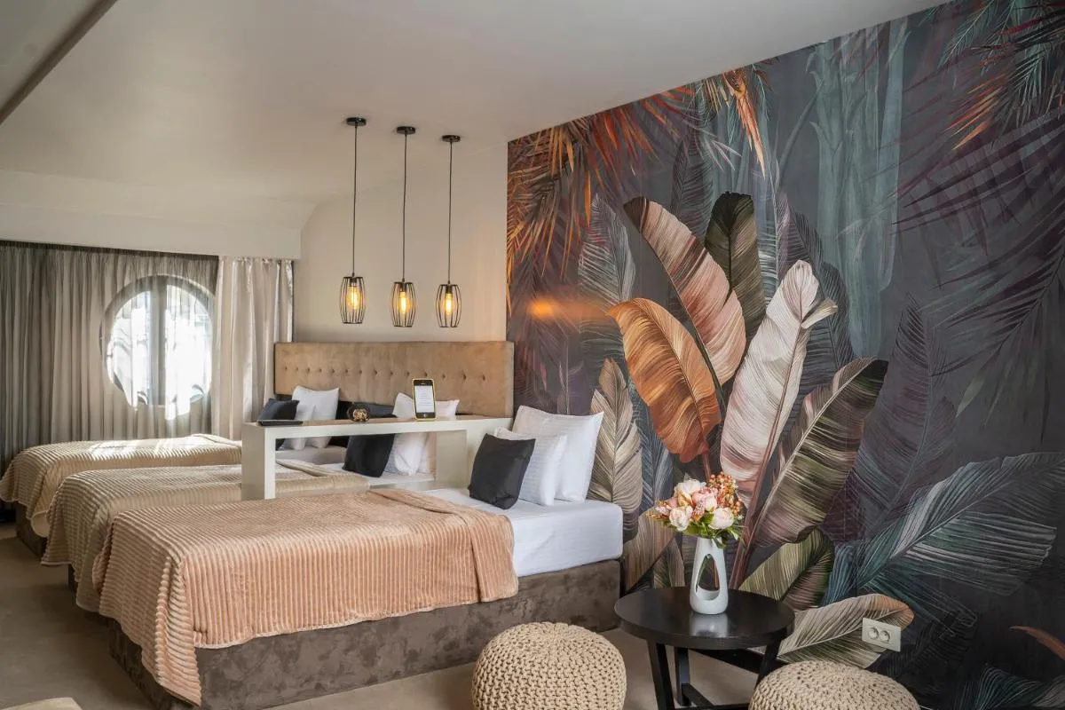 Akacija Luxury Suites — 2
