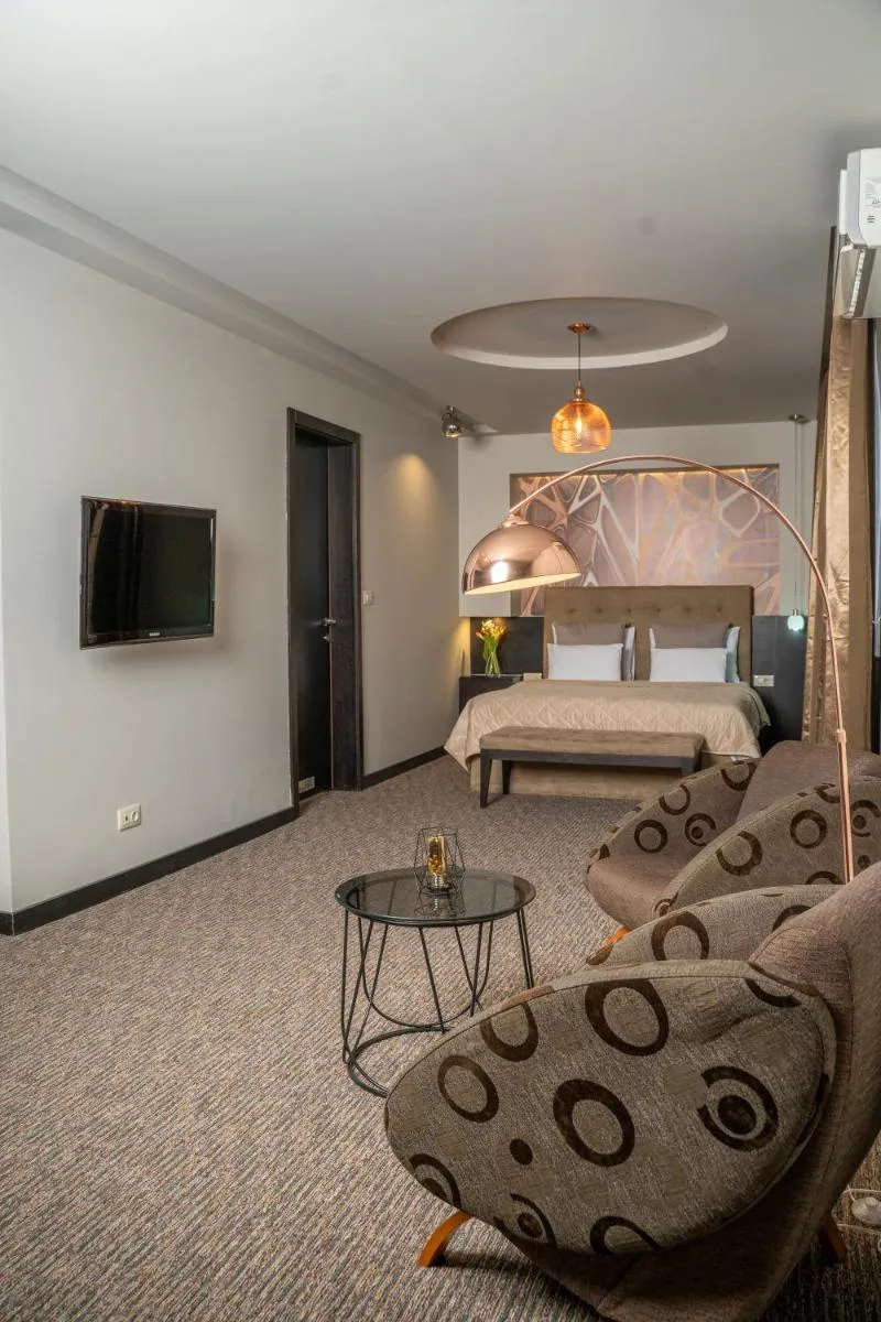 Akacija Luxury Suites — 5