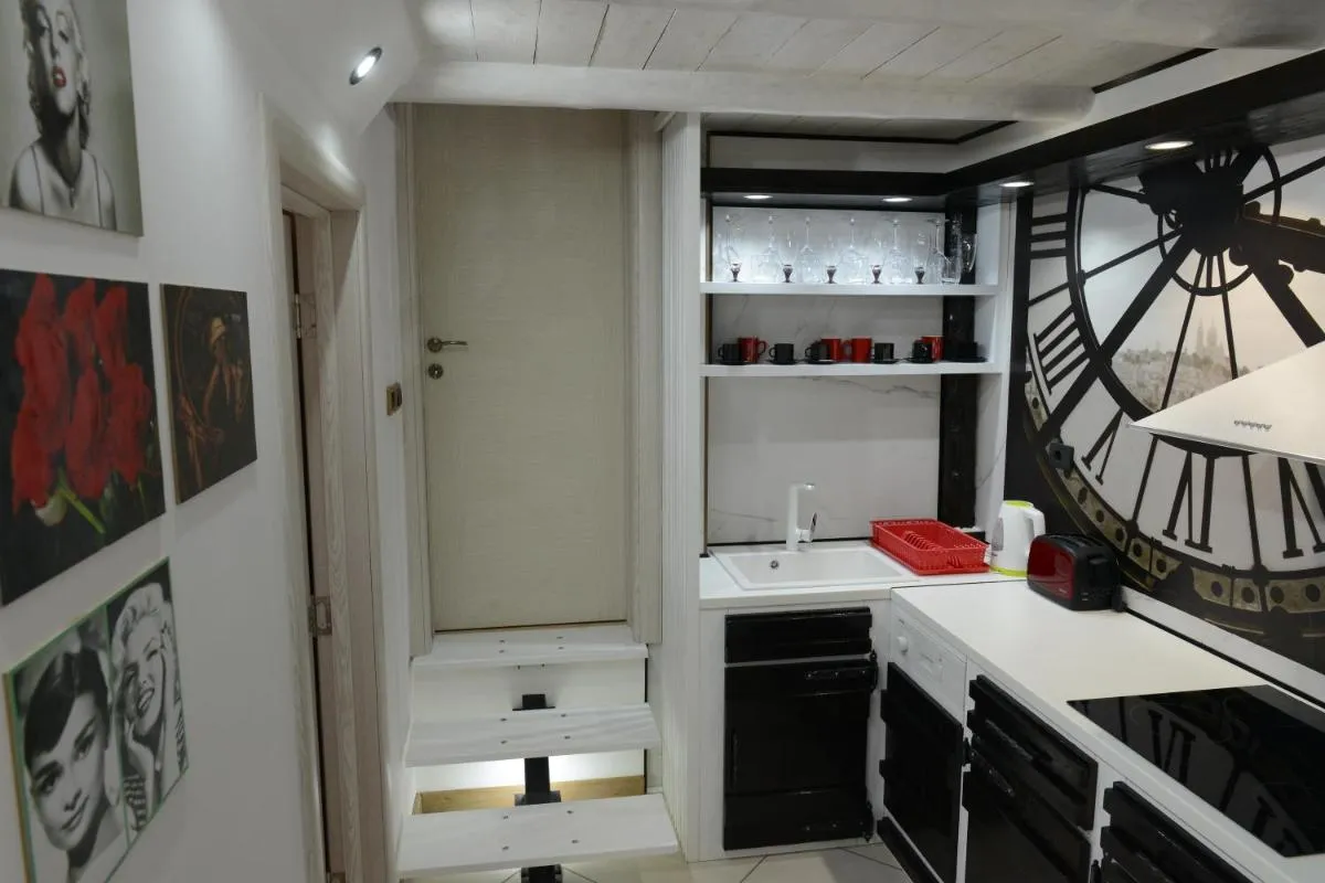 Apartman Rustik — 2