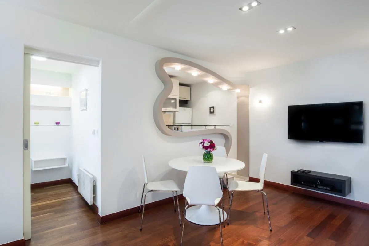 Apartment 18 — 5