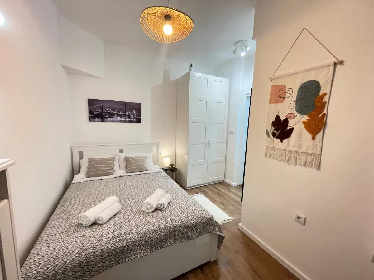 Apartment 42 – City Center — 2