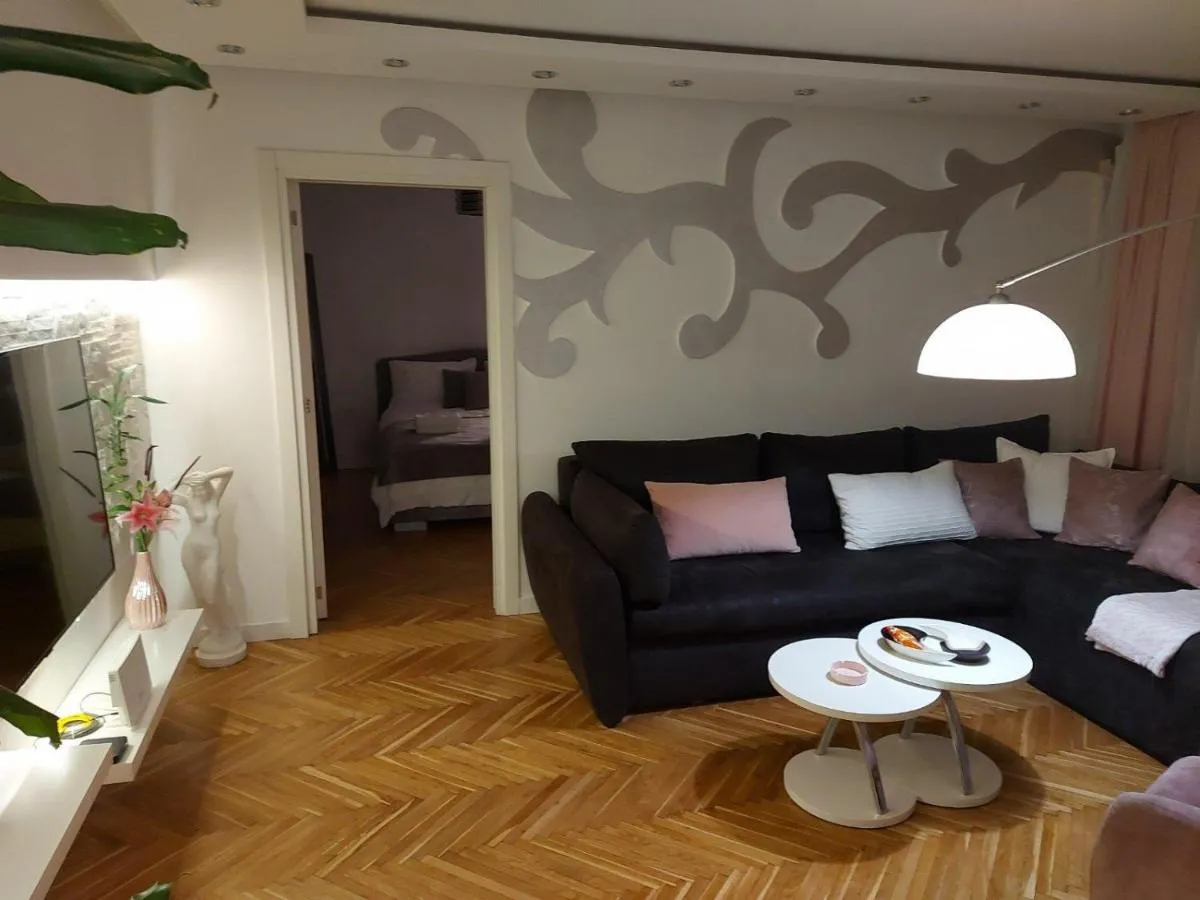 Apartment De Luna Belgrade — 2