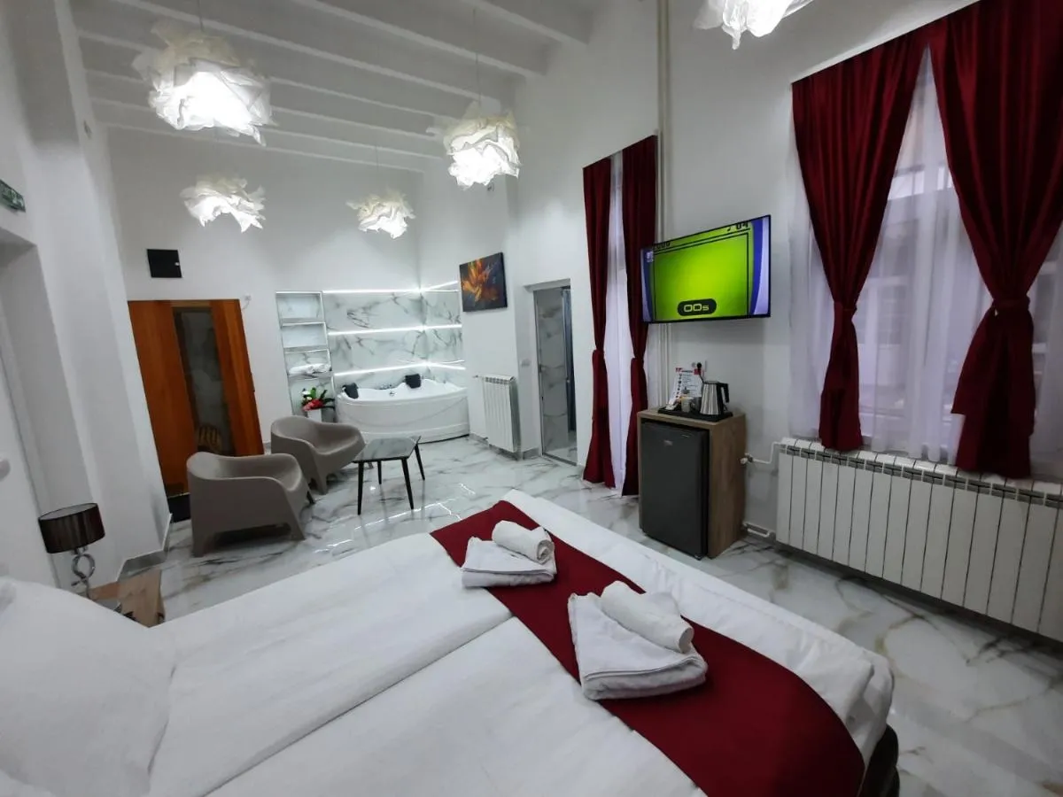 Authentic Belgrade Centre – Luxury Suites — 2