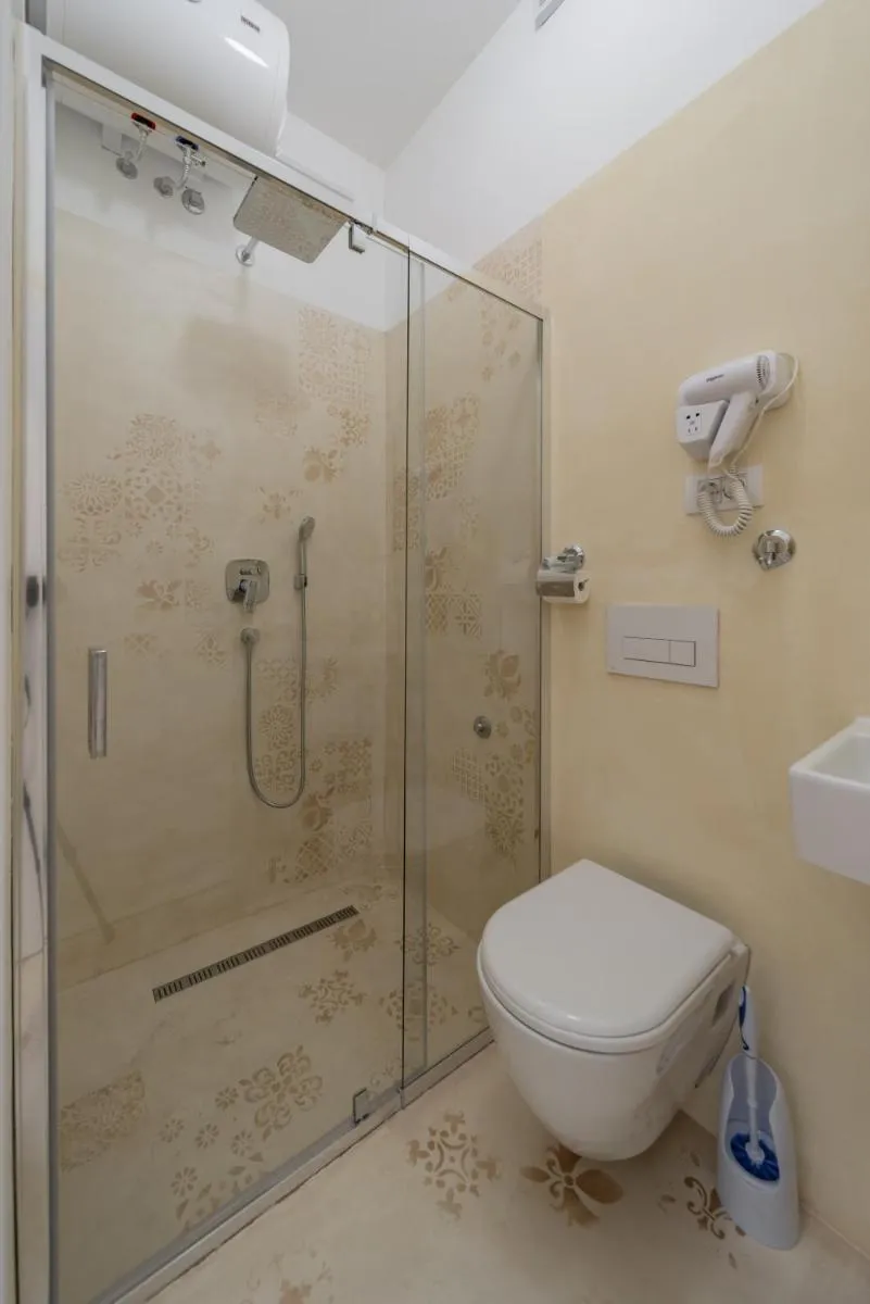 BG Exclusive Suites — 5