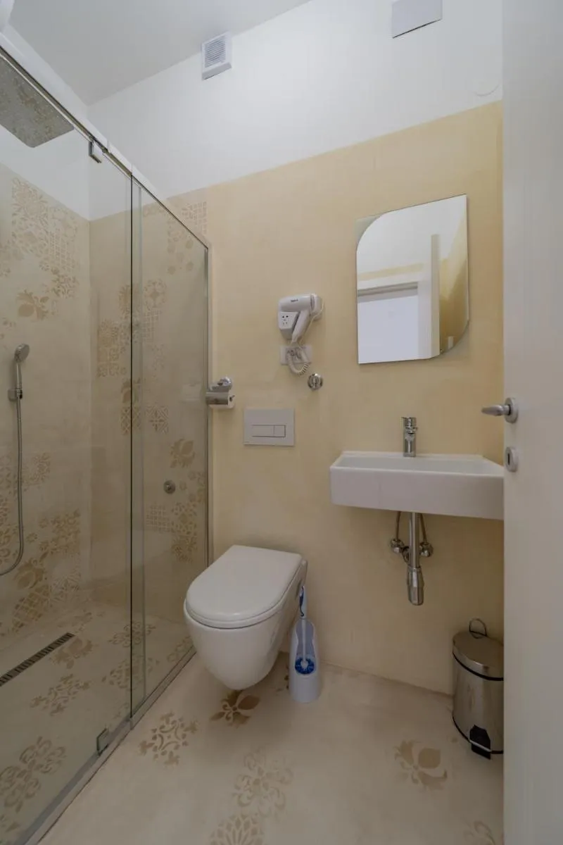 BG Exclusive Suites — 4