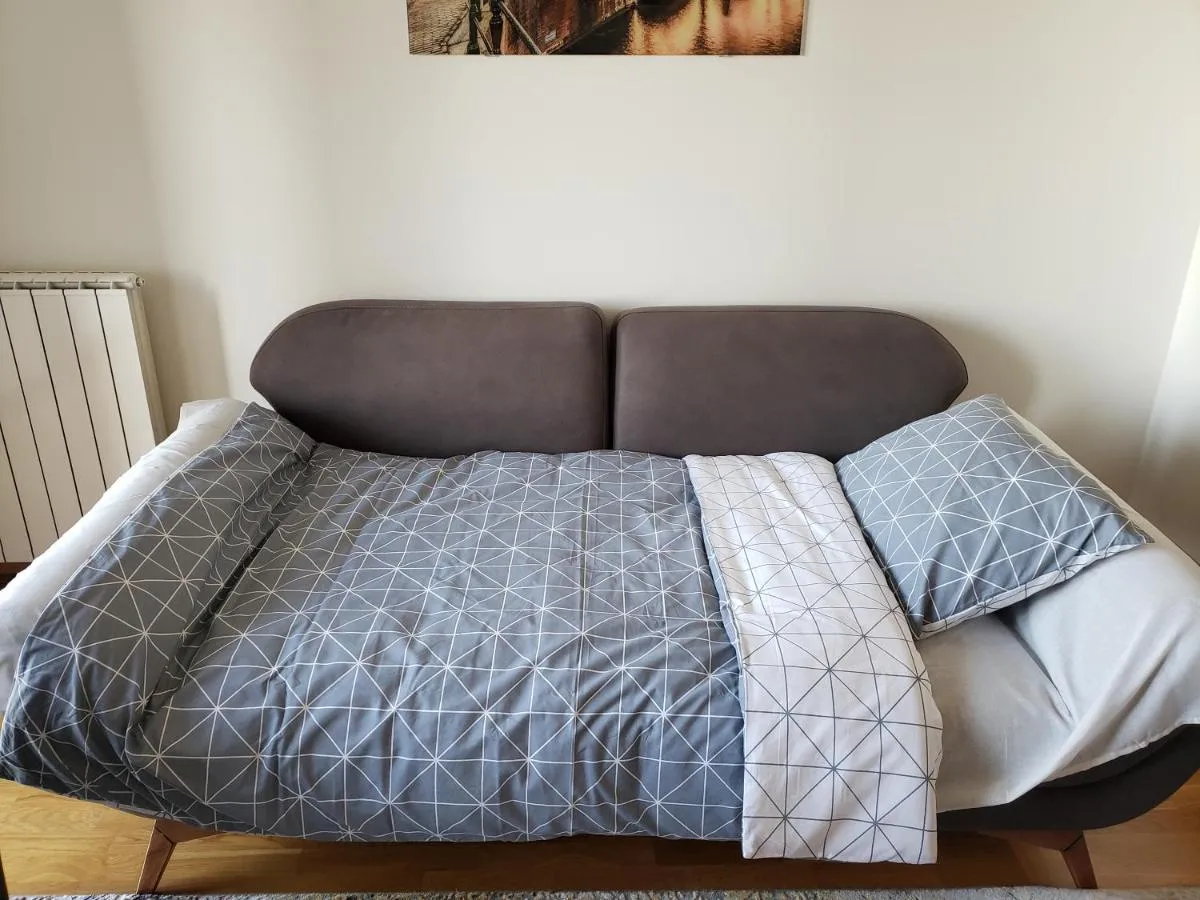 B-G Waterfront Apartment — 2