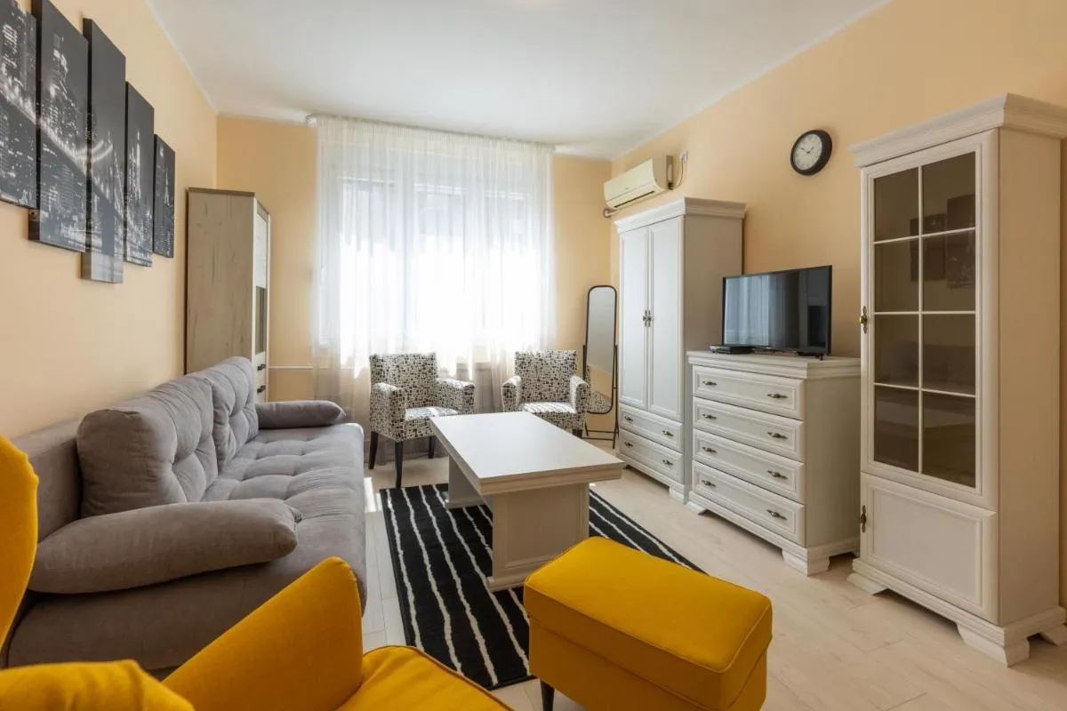 Belgrade Center Apartment Admiral — 5