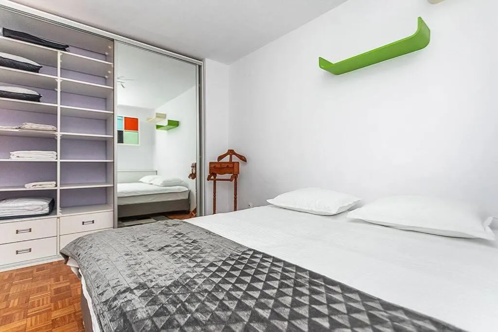 Belgrade Hill Apartment — 2