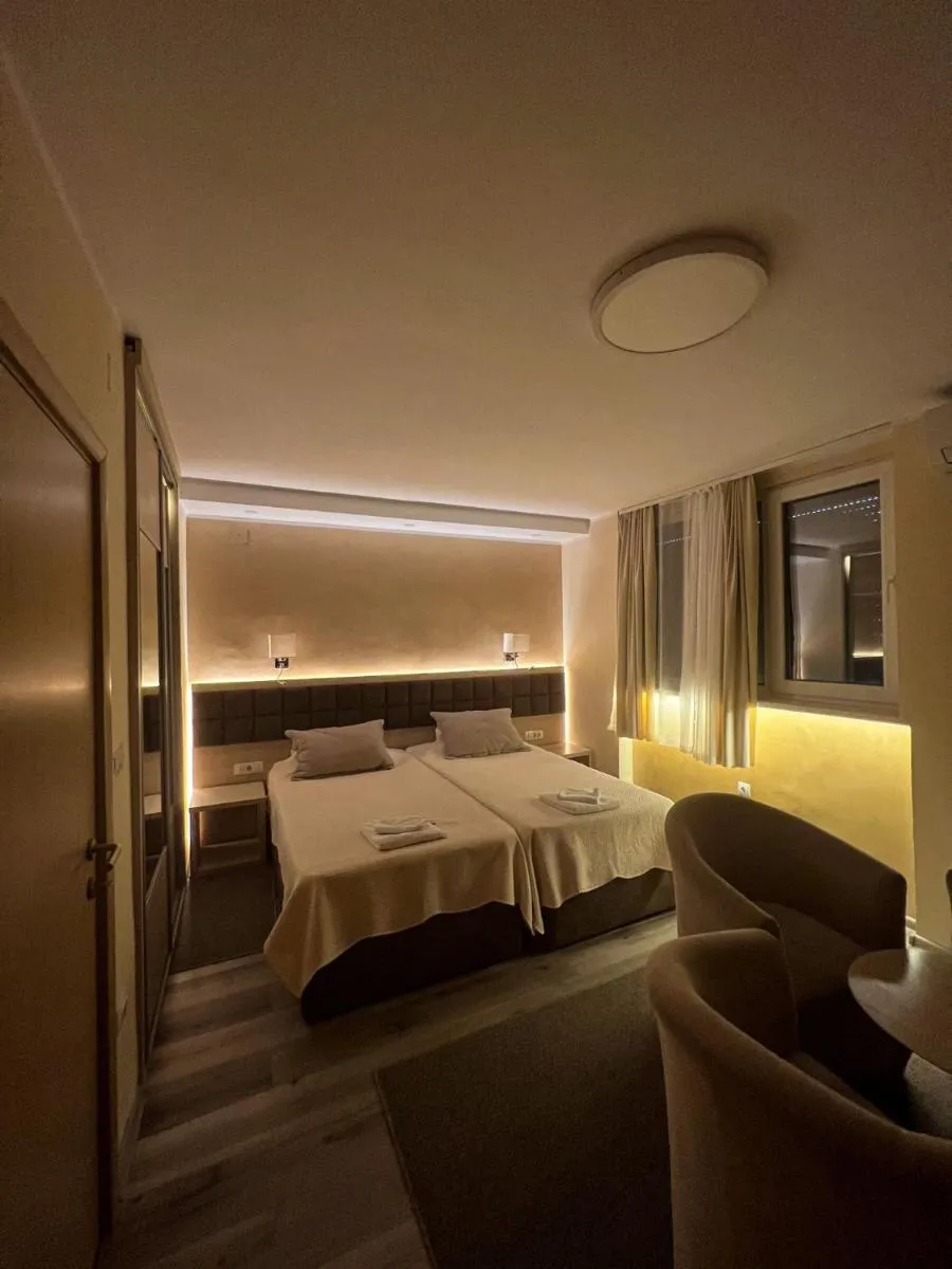 Belgrade Pearl with free parking — 4