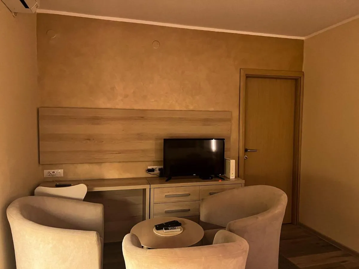 Belgrade Pearl with free parking — 3