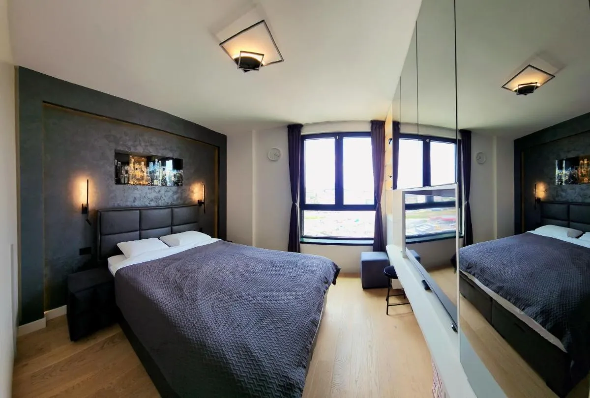 Belgrade Waterfront 10th fl Lux Apt. w/ City view — 3