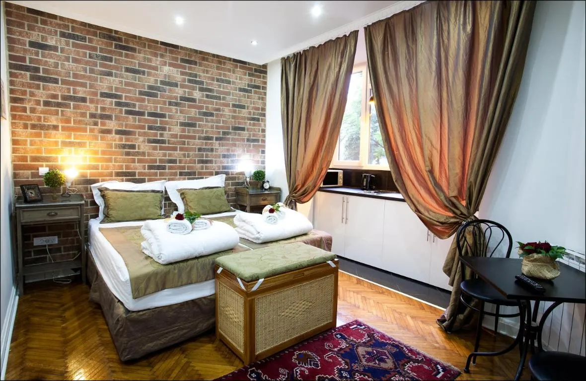 Belle Apartments – Square 8