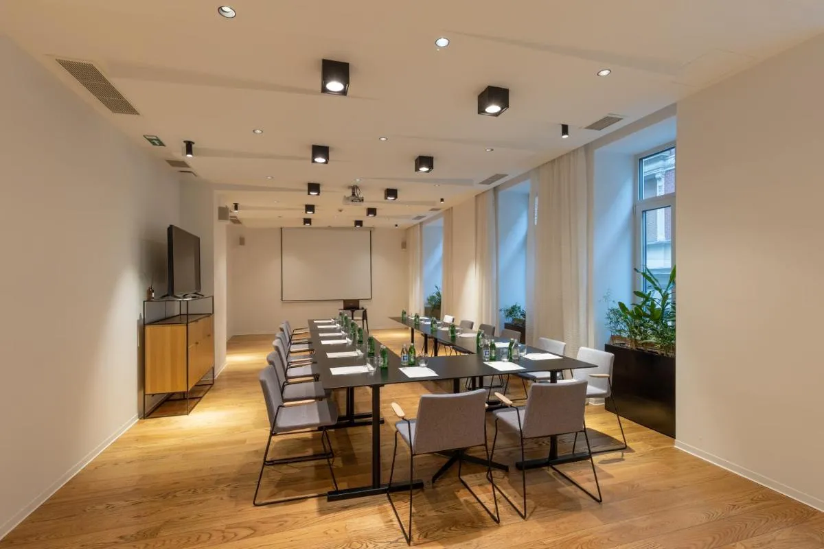 Boutique Hotel Museum — 3
