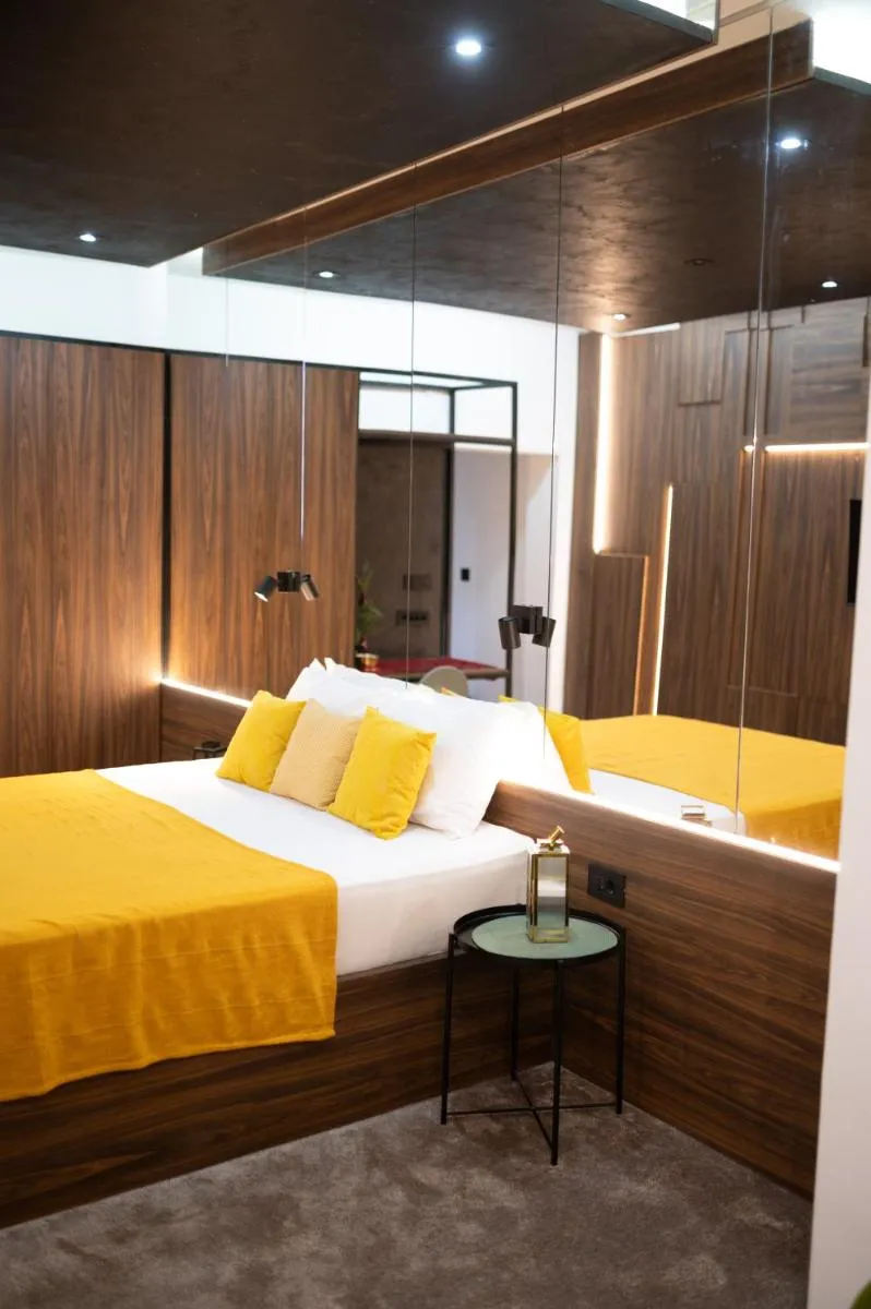 Central Luxury Apartments — 4