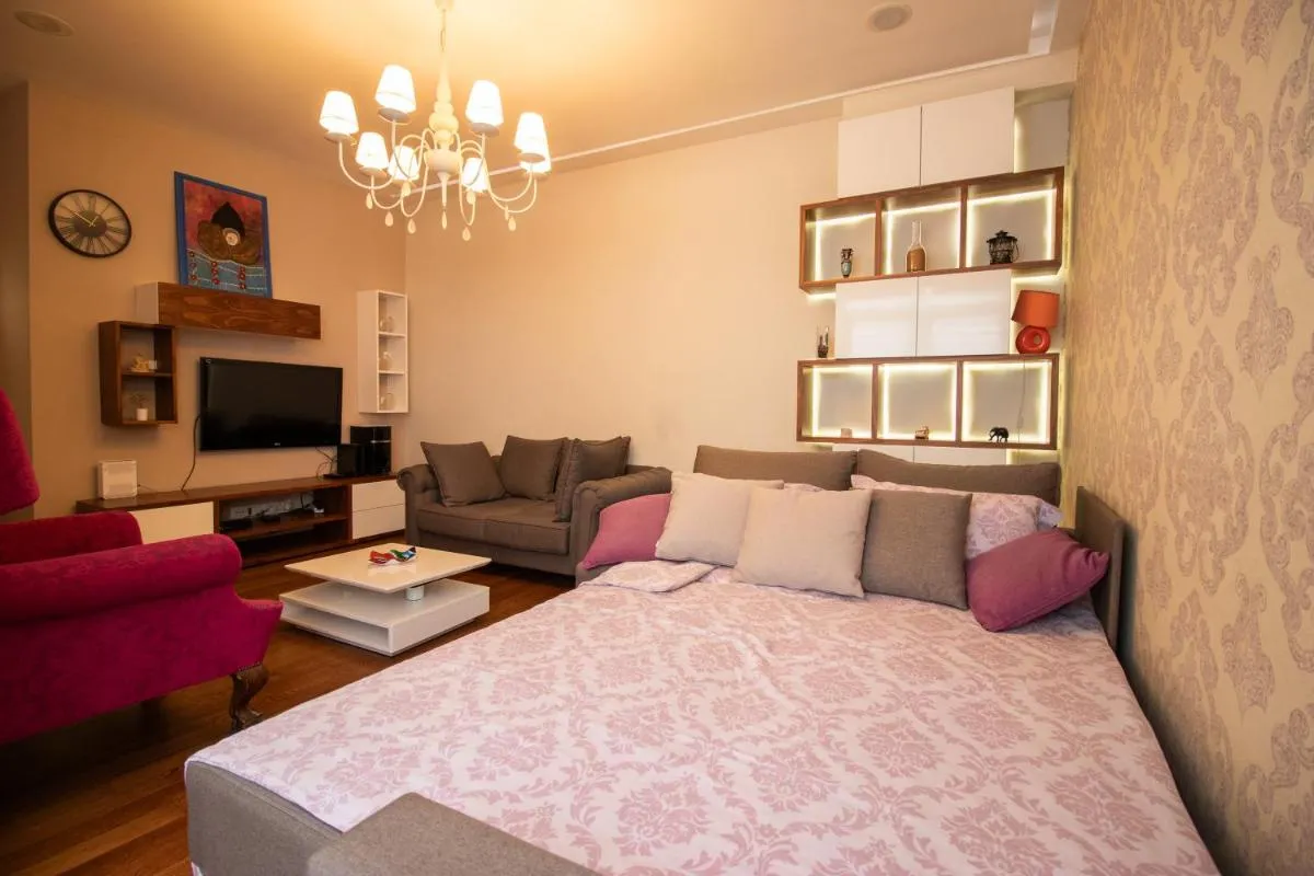 City Center Apartment — 5