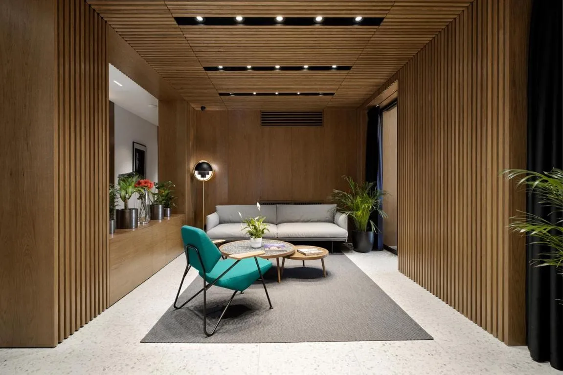 Dominic Smart & Luxury Suites – Edition
