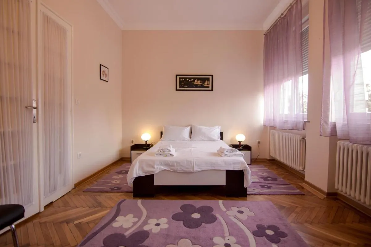 Dositej 5 Apartment — 2