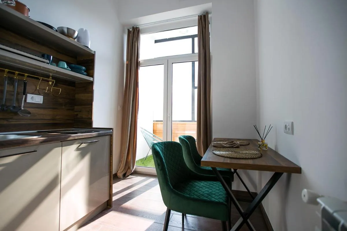 East & West Apartments — 4