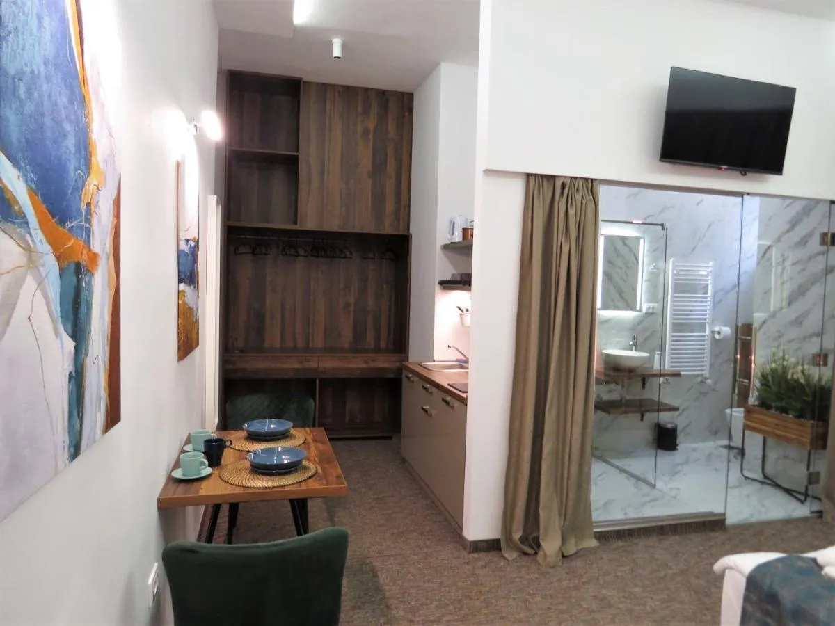 East & West Apartments — 5