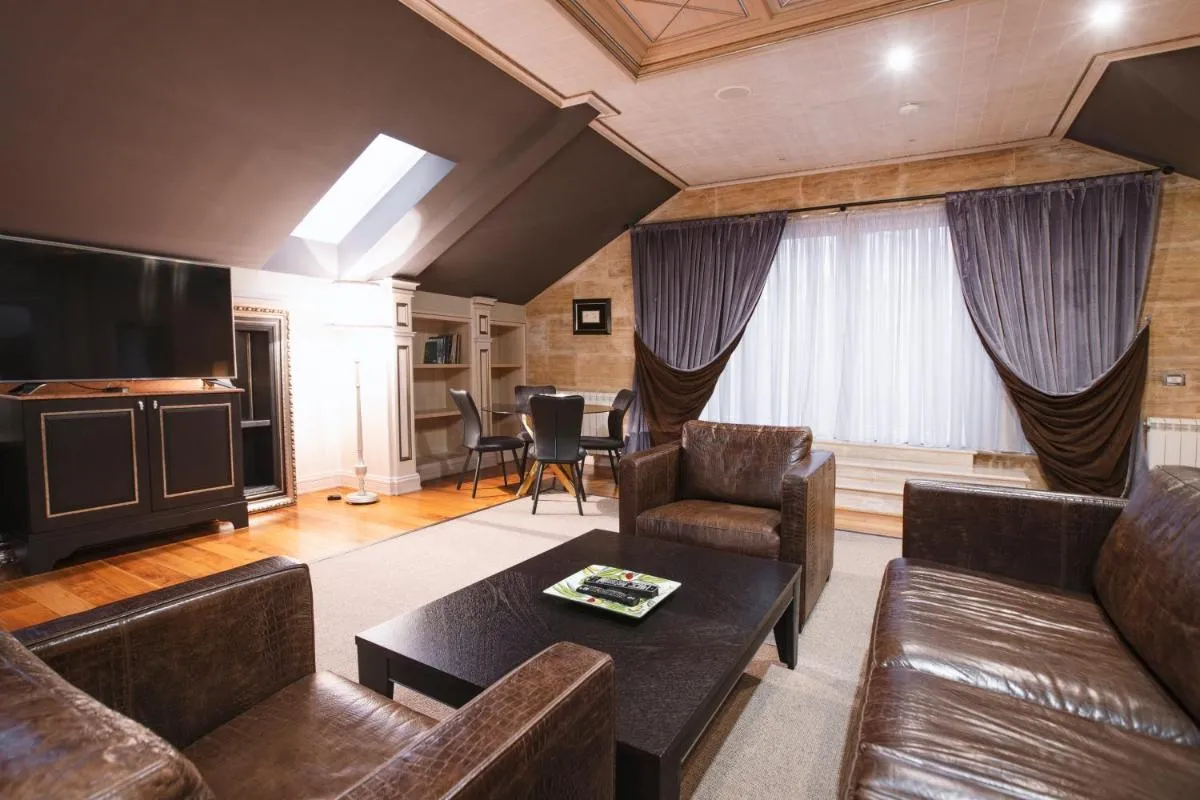 Eclat Luxury Hotel — 5