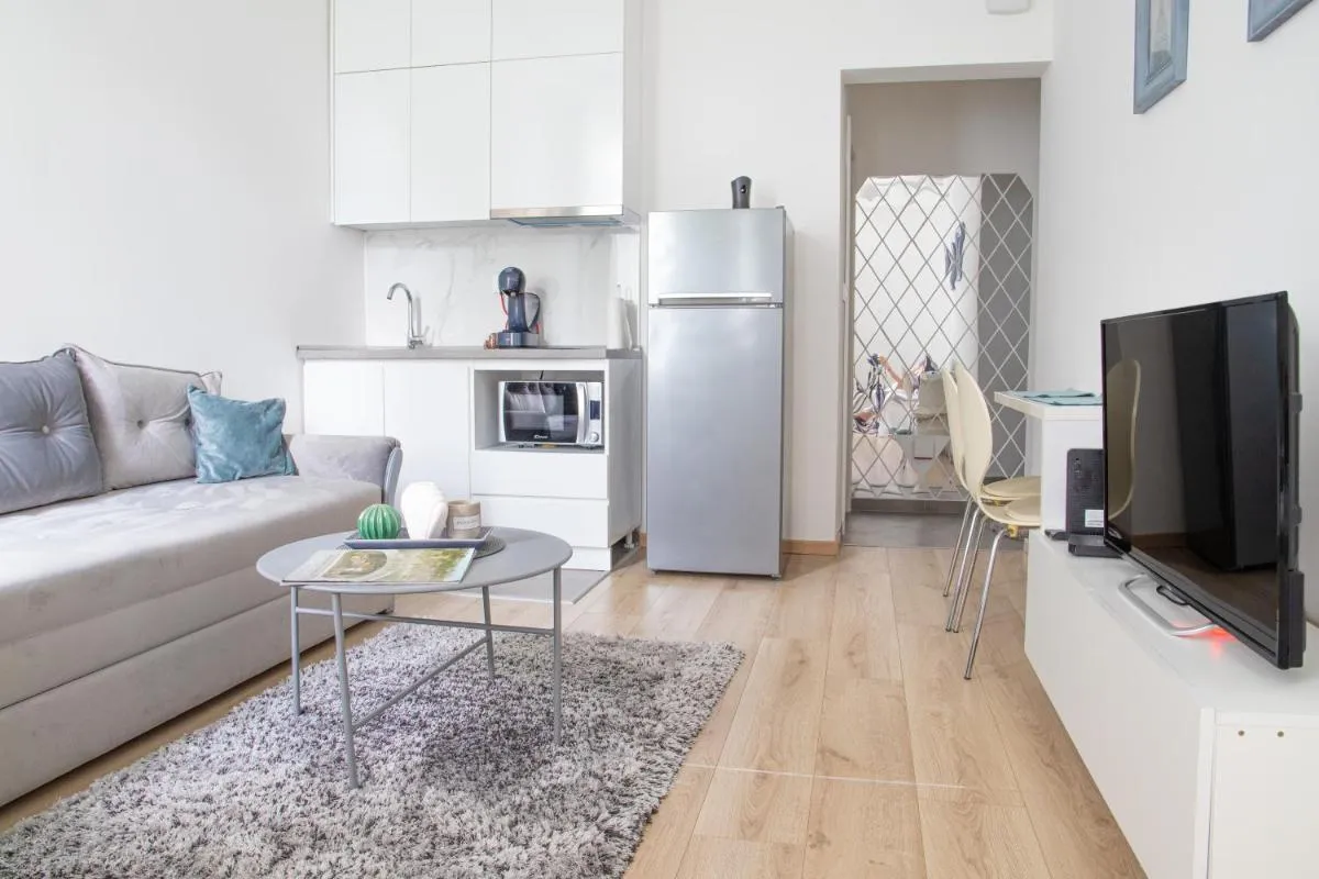 Etoile City Center Apartments — 4