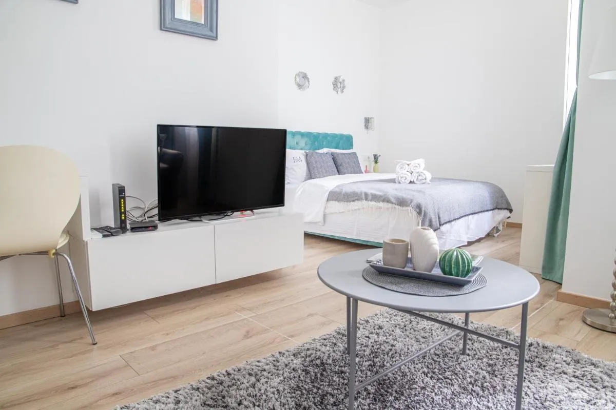 Etoile City Center Apartments — 5
