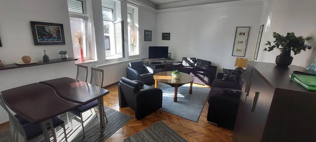 Fortress 1: Quiet, Lux 50m2 , apartment in the pedestrian zone — 5