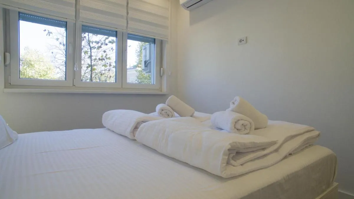 Friendly Home Apartment — 2