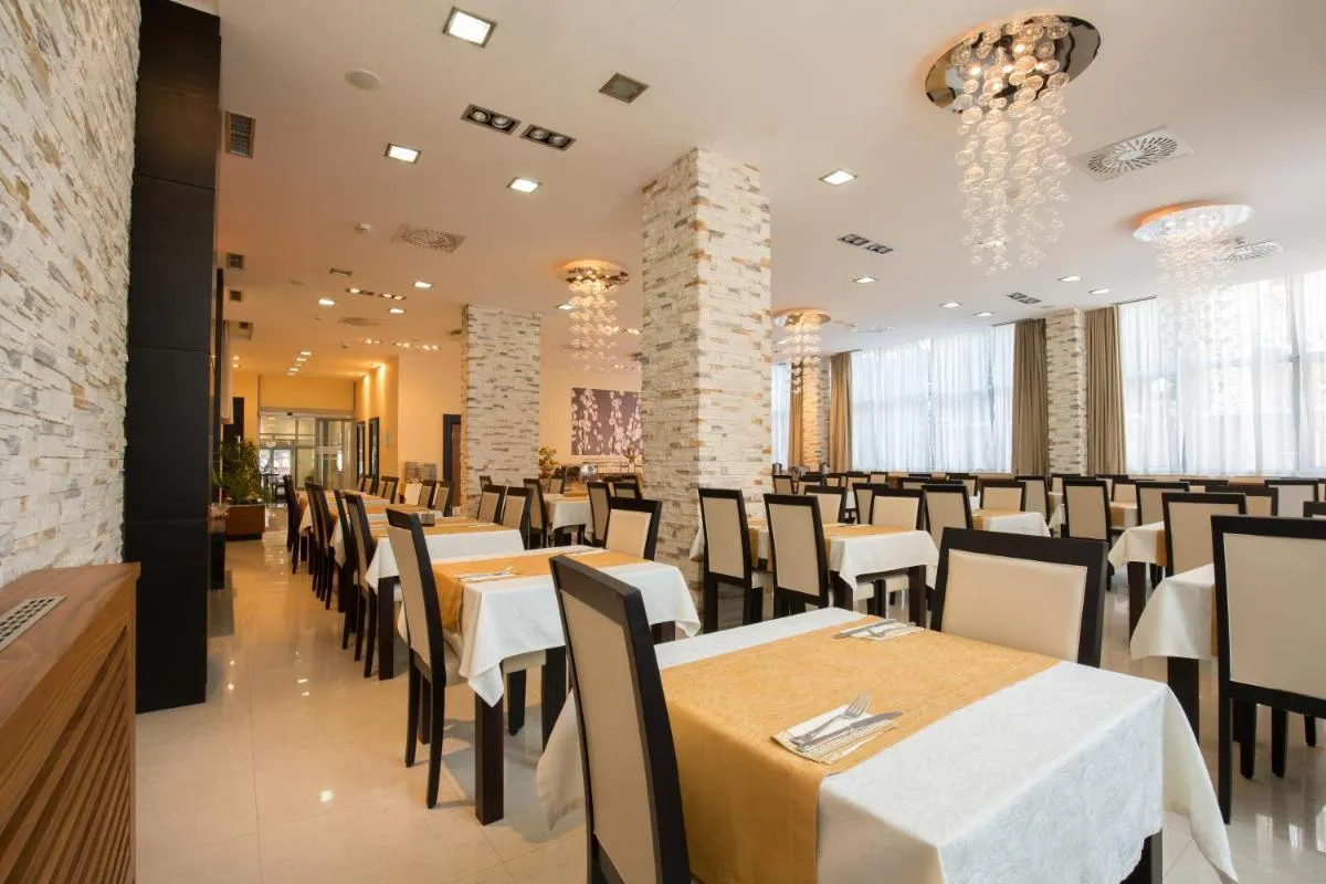 Garni Hotel Nevski — 3