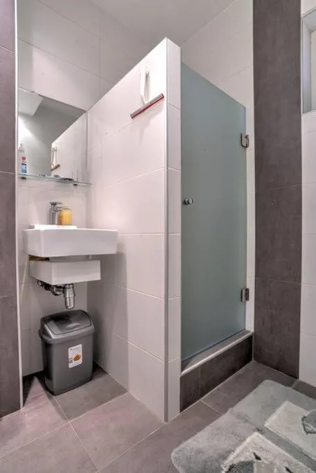 HANA apartment — 4