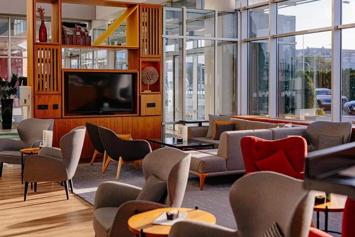 Holiday Inn Belgrade, an IHG Hotel — 2