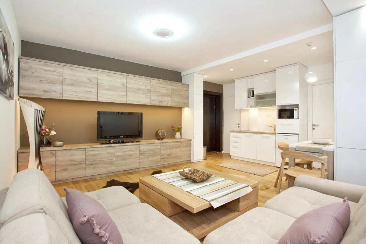 HostGost Selected Suites – Skadarlija Square — 5
