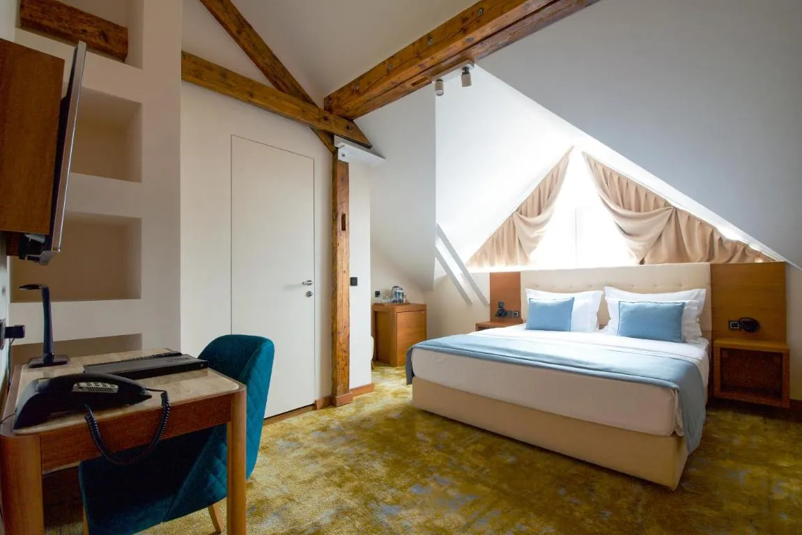Hotel City Savoy