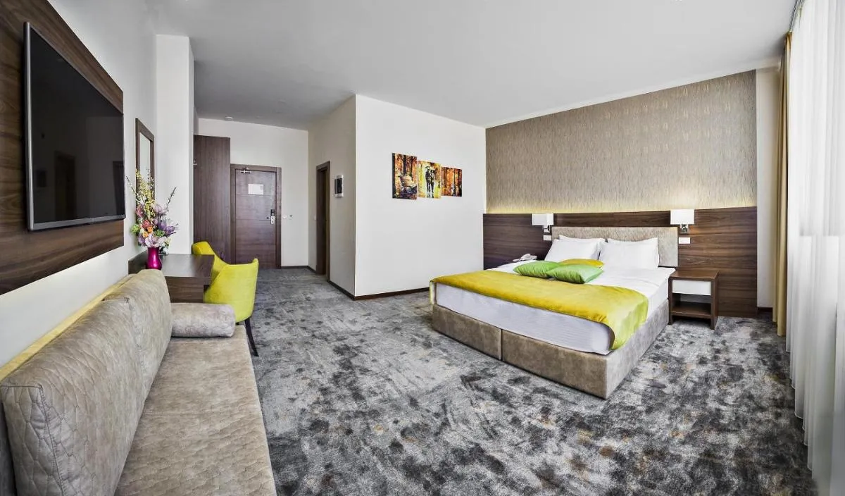 Hotel Marshal Garni — 3