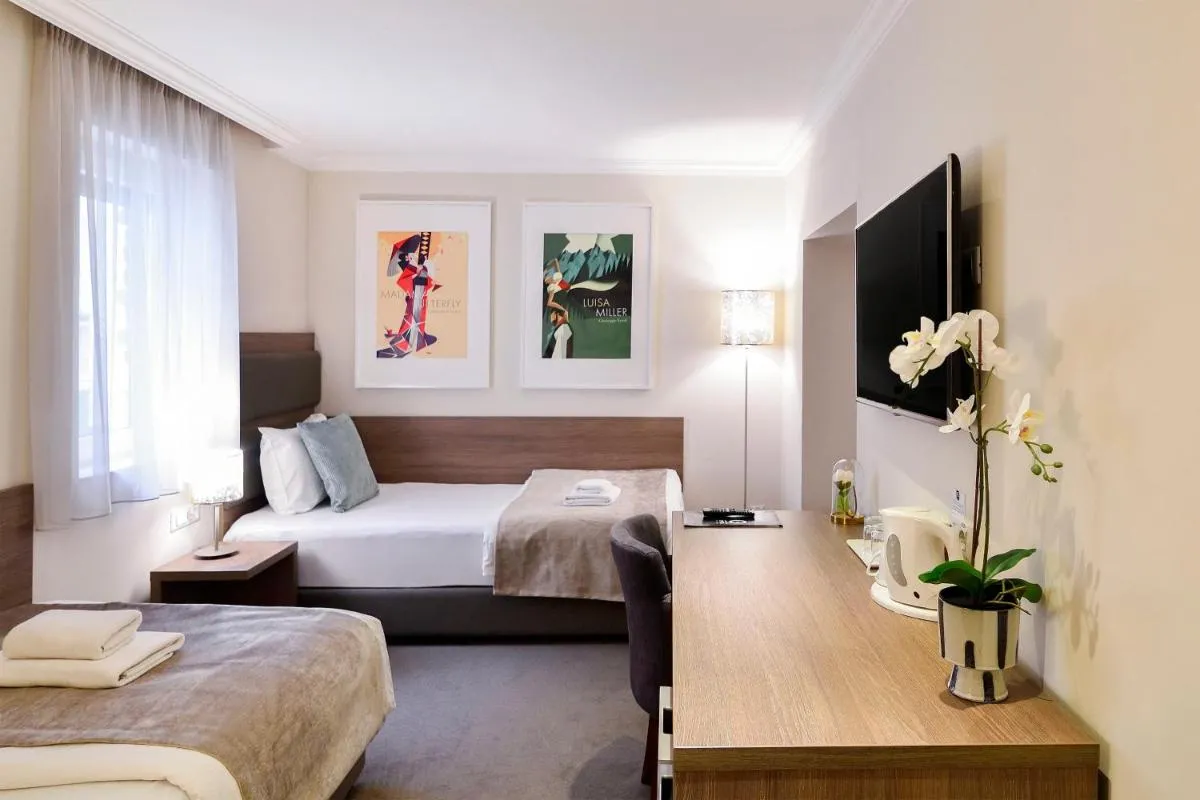 Hotel Opera Garni — 2