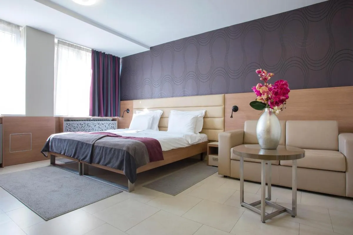 Hotel Srbija Garden Ex Garni — 2