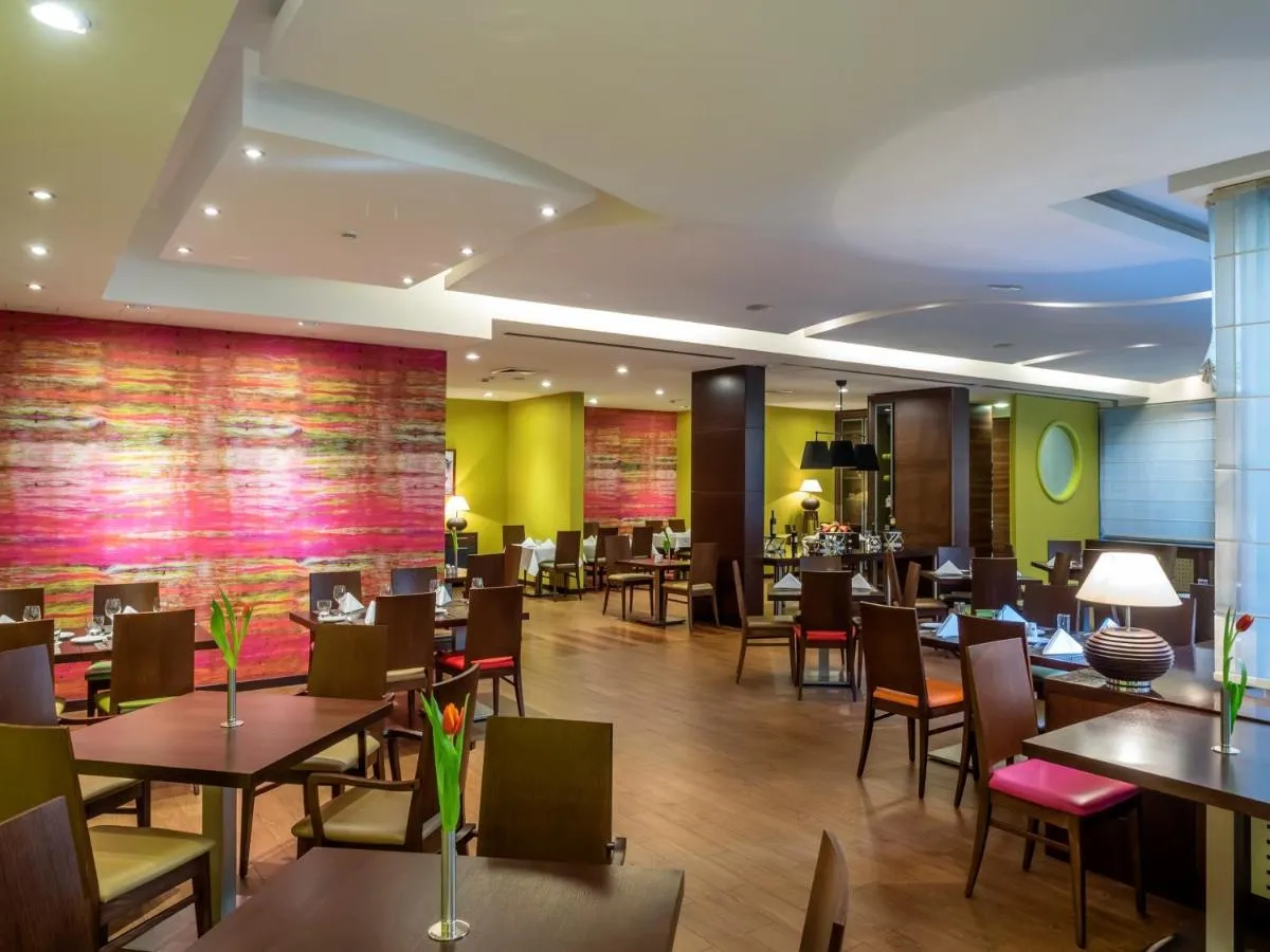IN Hotel Beograd — 2
