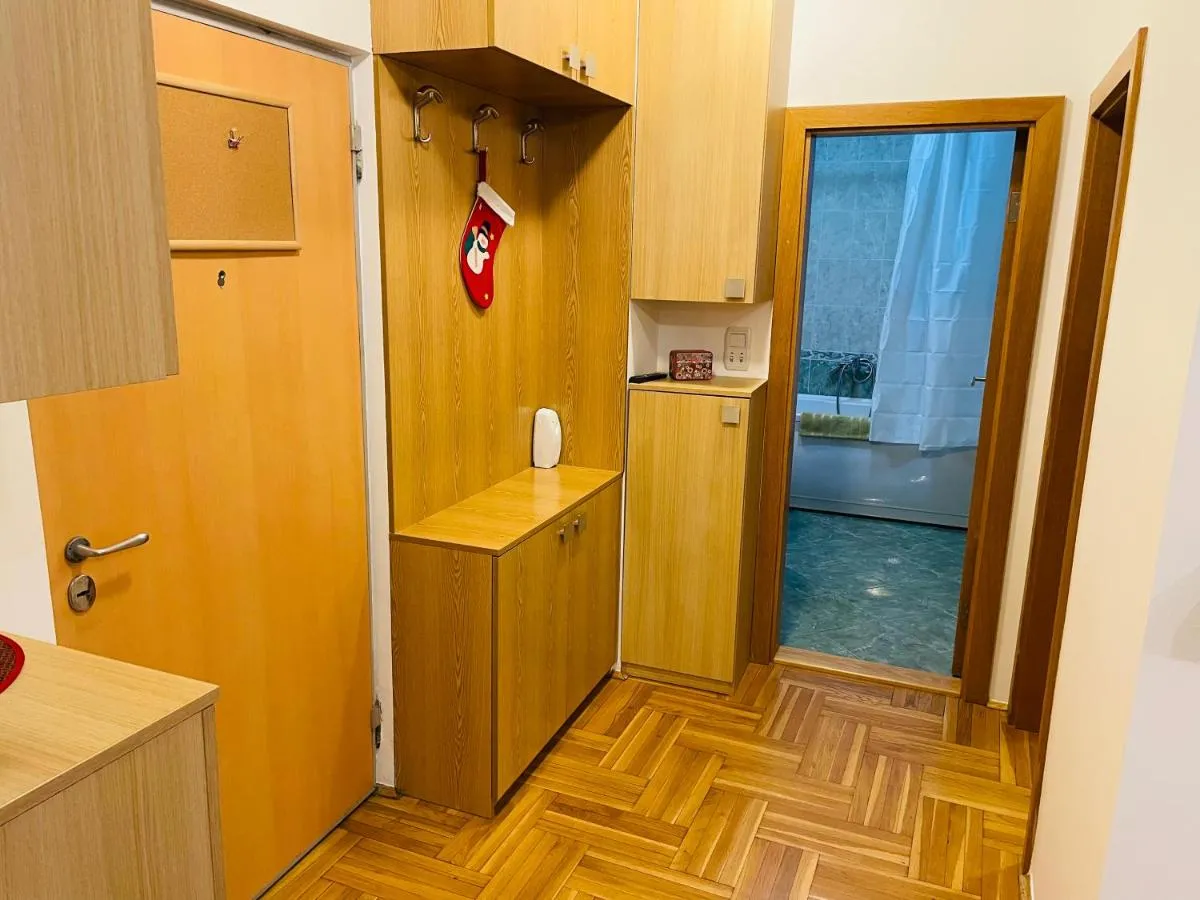 Jolly Apartment – Belgrade — 3