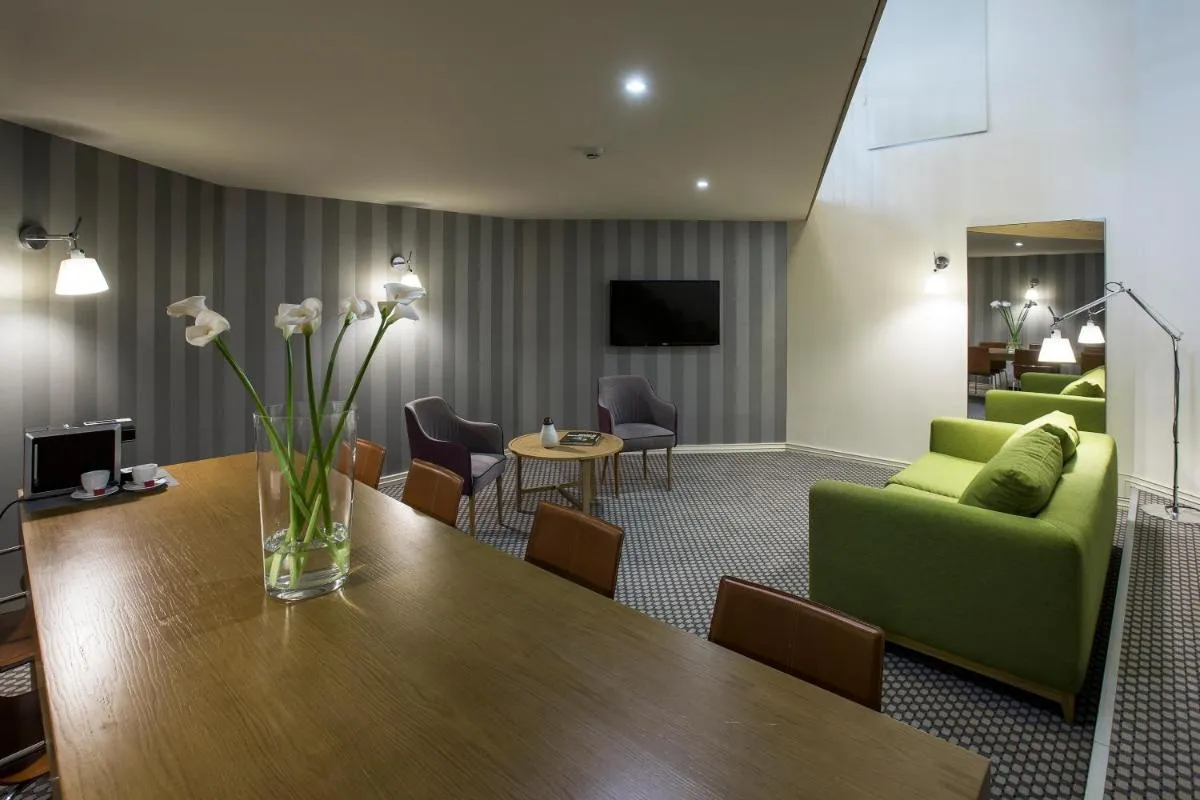 Jump INN Hotel Belgrade — 4